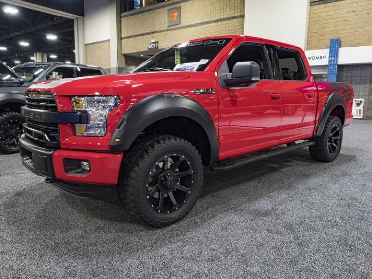 Cầm xe ô tô bán tải uy tín và lãi suất thấp