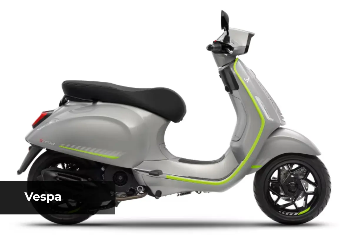 Cầm xe máy Piaggo Vespa